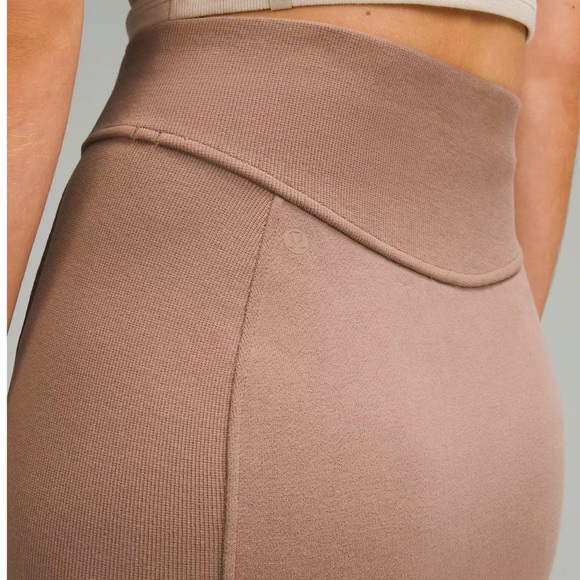 NWT Lululemon Scuba HR Mini Skirt - Picture 3 of 5
